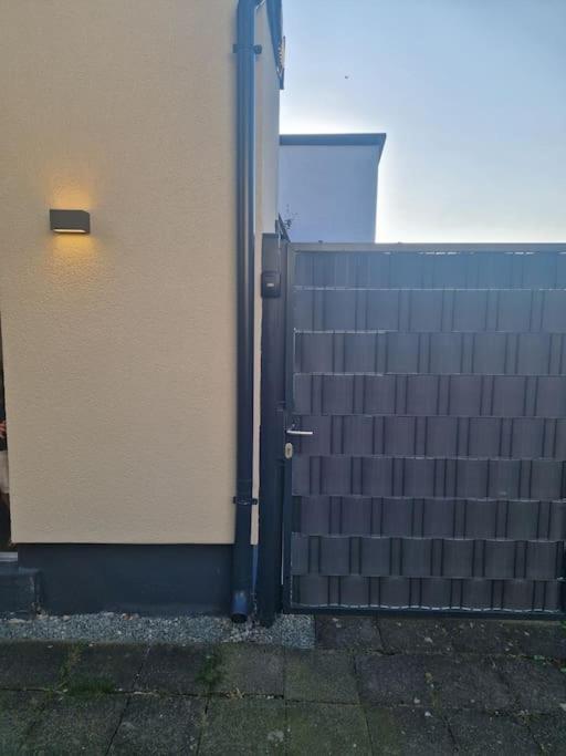 Gaestehaus In Koeln Rath-Heumar Екстер'єр фото